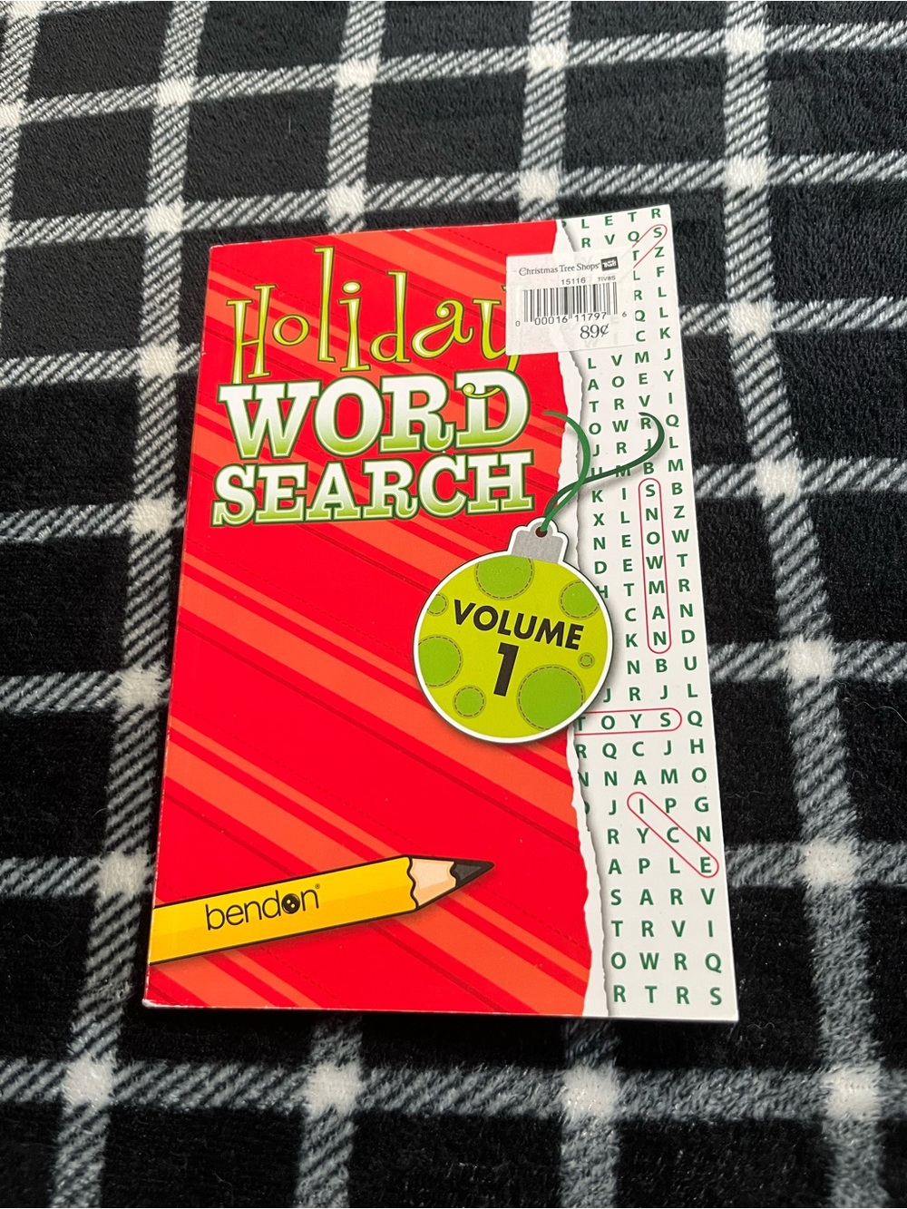 Pre-Owned Holiday Word Search Volume 1 - Red